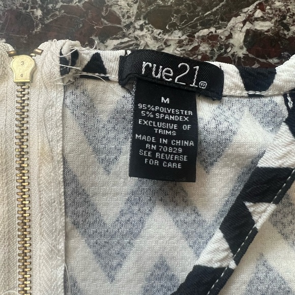 Rue21 Black and White Chevron Print Dress - Picture 2 of 3